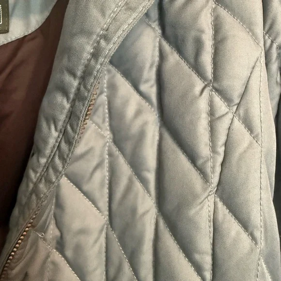 Eddie Bauer Sea Foam Gray Goose Down Quilted Puffer Jacket with Faux Fur Collar - Picture 4 of 8